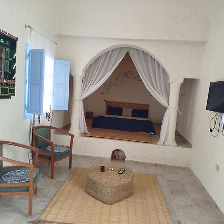 Dar El Jerbiya Hotel ไมดูน ภายนอก รูปภาพ