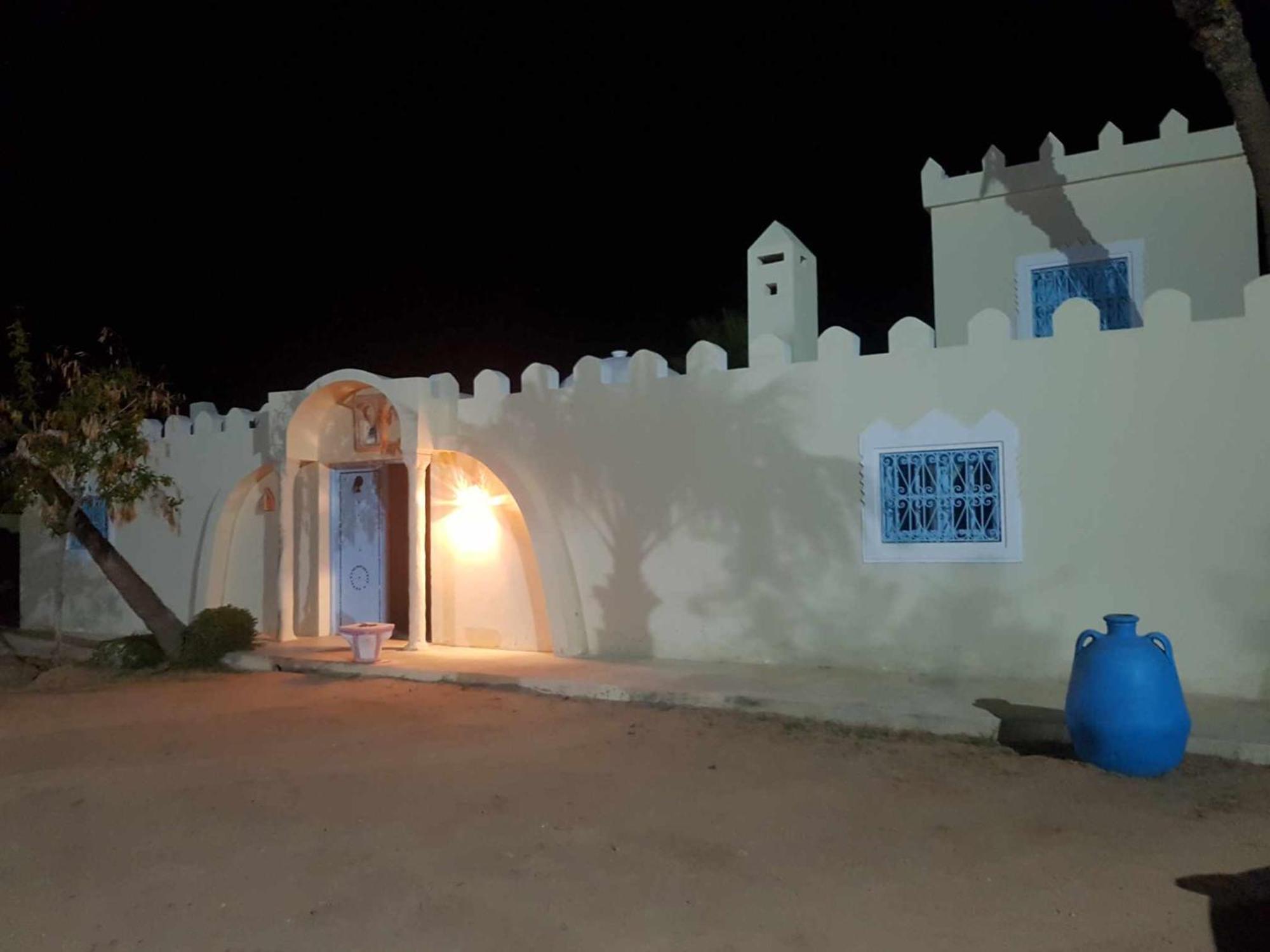 Dar El Jerbiya Hotel ไมดูน ภายนอก รูปภาพ